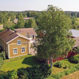 Villa Miilia maalaismajoitus ja spa，Karijoki的飯店