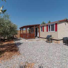 'Olive grove' Camping House-near the beach, hotel u gradu 'Divulje'