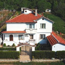 Villa Bella - A Rila Monastery Adventure, hotel u gradu Kocherinovo