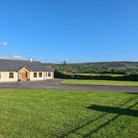 Bin Mountain Self Catering, hotel Castledergben
