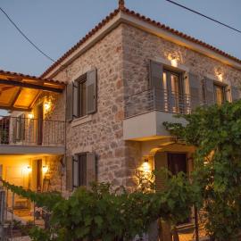 Fotini's House، فندق في ليغوريون