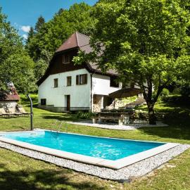 Gorska Vila mountain villa: Soča şehrinde bir otel