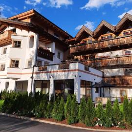ROSENHOF- Premium & Landhaus Apartments & Wellness & Erlebnisbauernhof