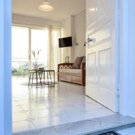Minimal Sea House, hotel sa Avia