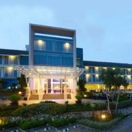 Emersia Hotel and Resort، فندق في بندر لامبونغ