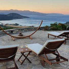 Marina Villas, hotel i Istro