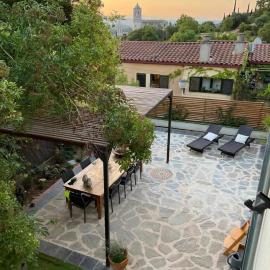 Villa Peralta Girona City w above ground Pool, hotel din Girona