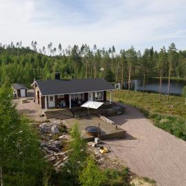 Luxury Villa Rahavaara, hotel en Joensuu
