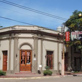 Hostería Viejo Almacen, מלון בקולון
