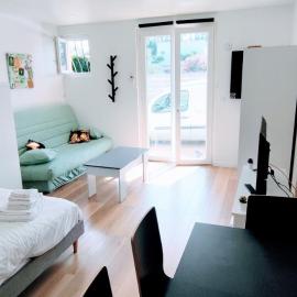 Appartement climatisé Golfe-Juan plage, ξενοδοχείο σε Vallauris