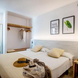 Viesnīca Apartamentos Es Pujols - Emar Hotels pilsētā Espuholsa