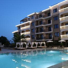 Valencia Gardens Luxury Studios, hotel in Nesebar