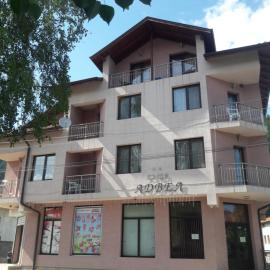 Advel Guest House, hotel i Madzhare