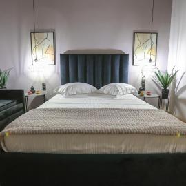 Eleni Zirganou Studios & Apartments, hotel sa Milína