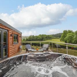 The Cabin at Evelyns Retreat, hotel a Corwen