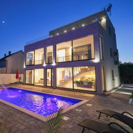 Rhapsody in Green - Luxury villa in Zadar, hotel in Crno