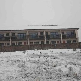 Highlands Lodge, hotel di Mokoeng