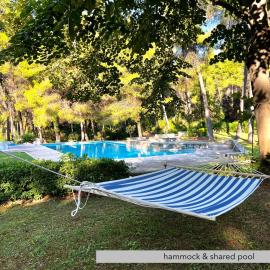 Villa Niovi by halu! Sani Villas – hotel w mieście Sani Beach