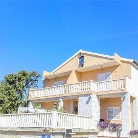 Apartments Pera, hotell sihtkohas Ražanj