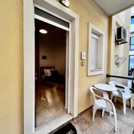 Central Single Room Ground floor, hotel in Heraklio