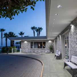 Il Partenone Resort Hotel, hotel u gradu Rjače Marina