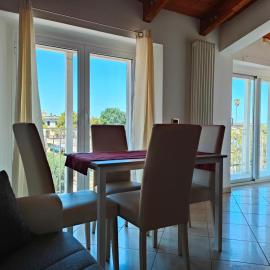 Da Cate - Appartamento al mare, hotel in Grottammare