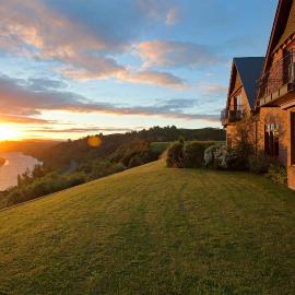Lake Karapiro Lodge, hotel a Tirau