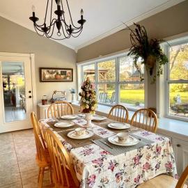 Luxurious quiet home close to Katy Mills