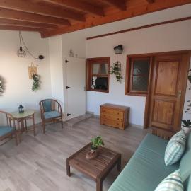 Gran Canaria - Casa Carmen (Vecindario)、ベシンダリオのホテル