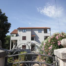 Apartments Smitran – hotel w mieście Banjole