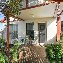 A Stones Throw - Central Metung Escape, hotel a Metung