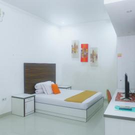 Lia Homestay Syariah Pettarani Makassar Mitra RedDoorz, hotel in Makassar