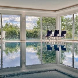 Friesenhof Hotel-Restaurant-Reitanlage – hotel w Trassenheide