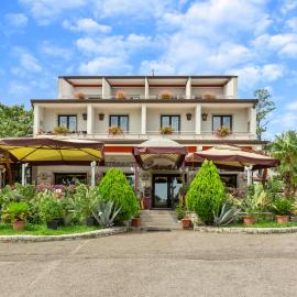 Hotel Ai Sette Nani，西斯蒂亞納的飯店