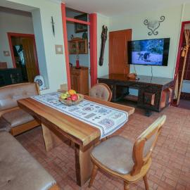 Everlast, Hotel in Štúrovo