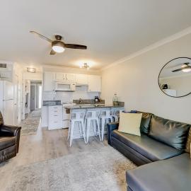 Sea Cabin 121-B