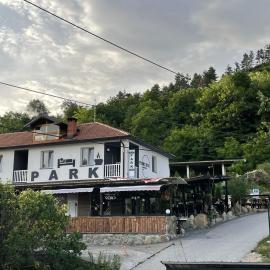 Apartments Park 2016, hotel a Surdulica