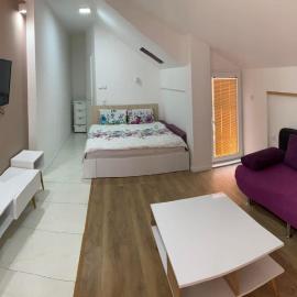 Stojanoski Studios & Rooms, хотел в Търпейца