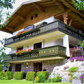Ferienhaus Hirterhütte, hotel in Abtenau
