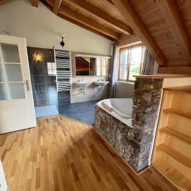 카스페르스케 호리에 위치한 호텔 Caldisfarm Bison Lodge I Charmante Ferienwohnung für Pärchen