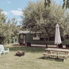 Relaxing retreat for 2 on beautiful converted bus