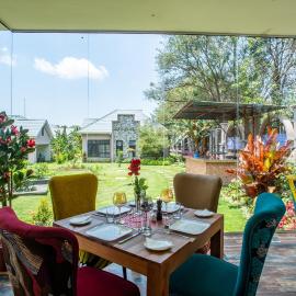 Kinga Homes Boutique Hotel โรงแรมในโมชิ