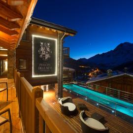 Hotel Principe delle Nevi, hotel u gradu Breul Červinija