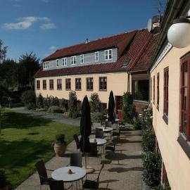 Hotel Kongensbro Kro, готель у місті Анс