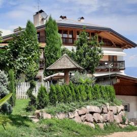 Bertoldihof, hotel a Cortaccia