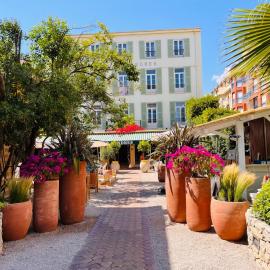 Hôtel De Londres, hotel di Menton