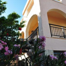 House Margot, hotel in Palekastron