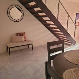 Tranquil 2 bedroom townhouse in Discovery Bay, hôtel à Discovery Bay