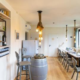Gamlitzer Winzerzimmer im Urmeer - kontaktloses Gästehaus - direkt gegenüber den Naturbadeteichen, Hotel in Gamlitz