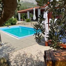Villa D`Amante, хотел в Klis